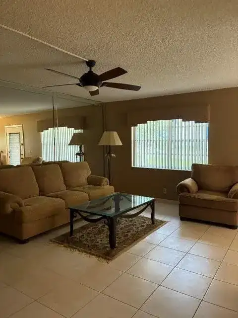837 Normandy R, Delray Beach FL 33484 photo 4