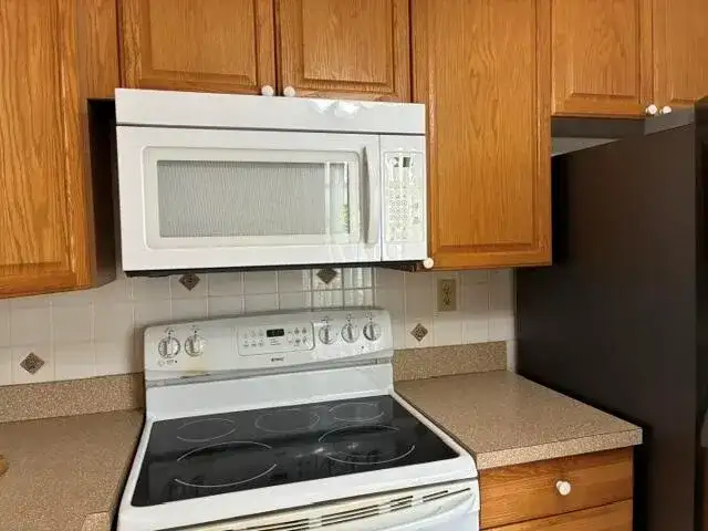 837 Normandy R, Delray Beach FL 33484 photo 5