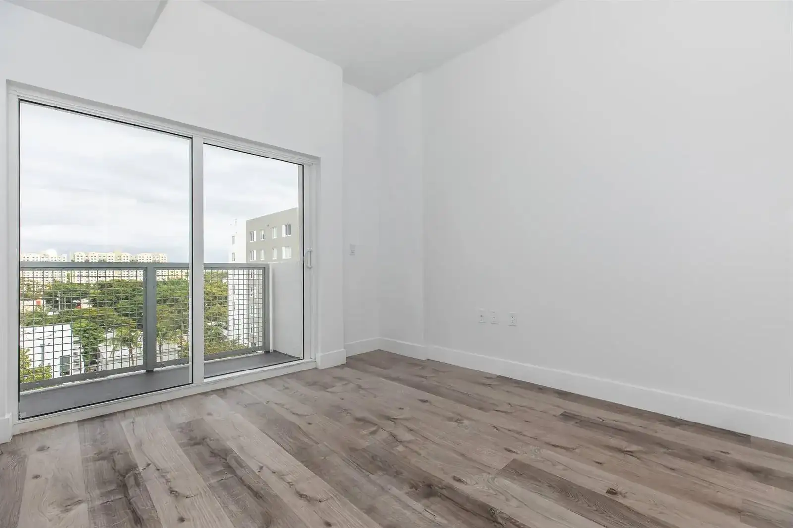 39 NW 7th Avenue # 402, Miami FL 33128 photo 5