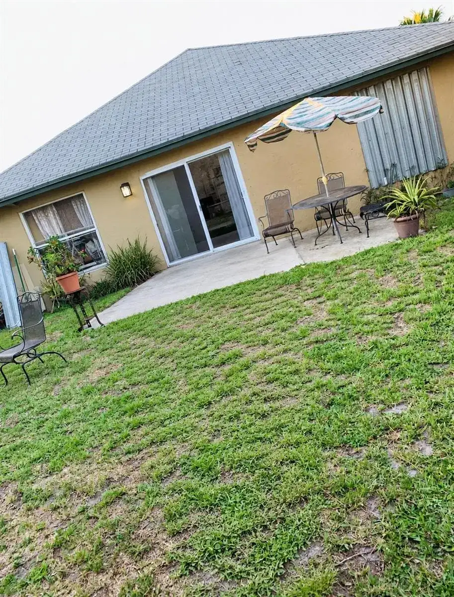 6774 4th Street, Jupiter FL 33458 photo 4