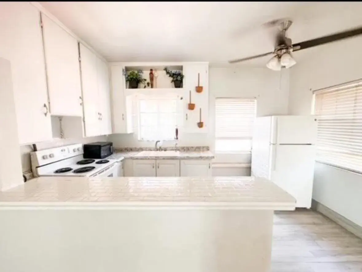 113 N Lakeside Drive # 6, FL 33460