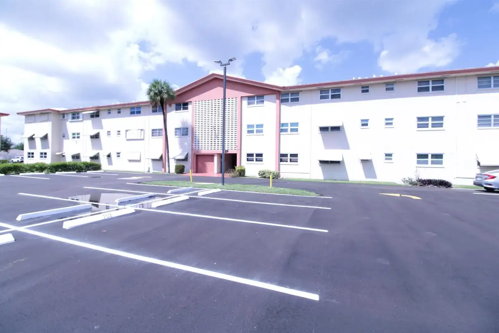 5300 WASHINGTON Street # P236, Hollywood FL 33021