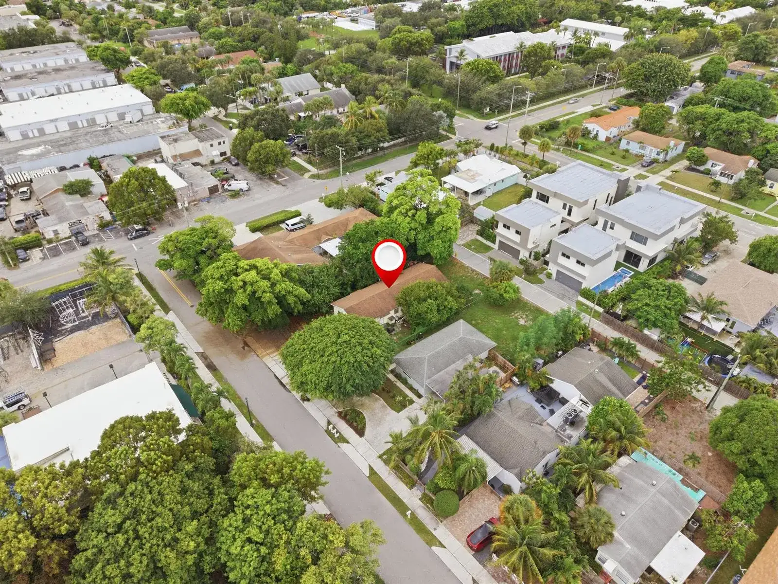 338 SE 1st Avenue, Delray Beach FL 33444 photo 2