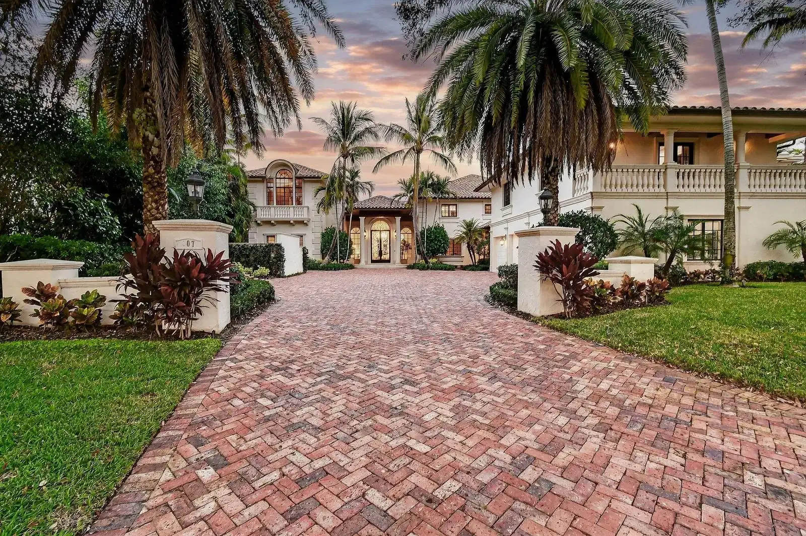107 Schooner Lane, Jupiter FL 33477
