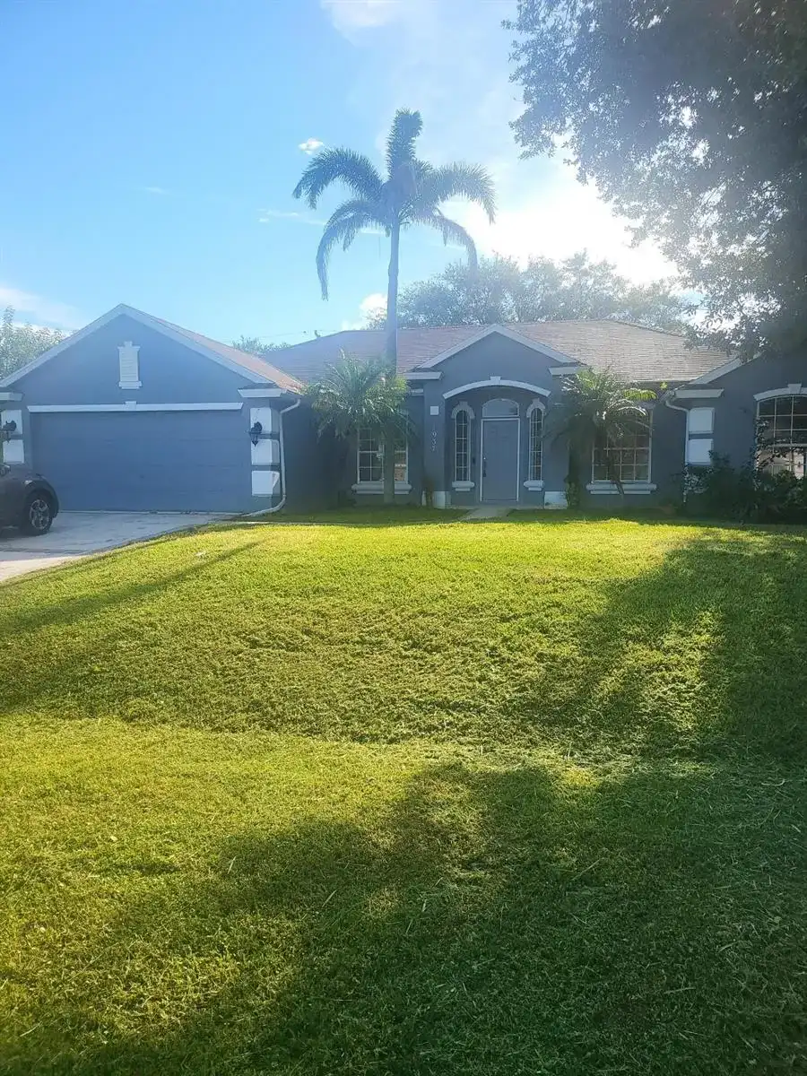 1937 SW BEARD Street, Port St. Lucie FL 34953