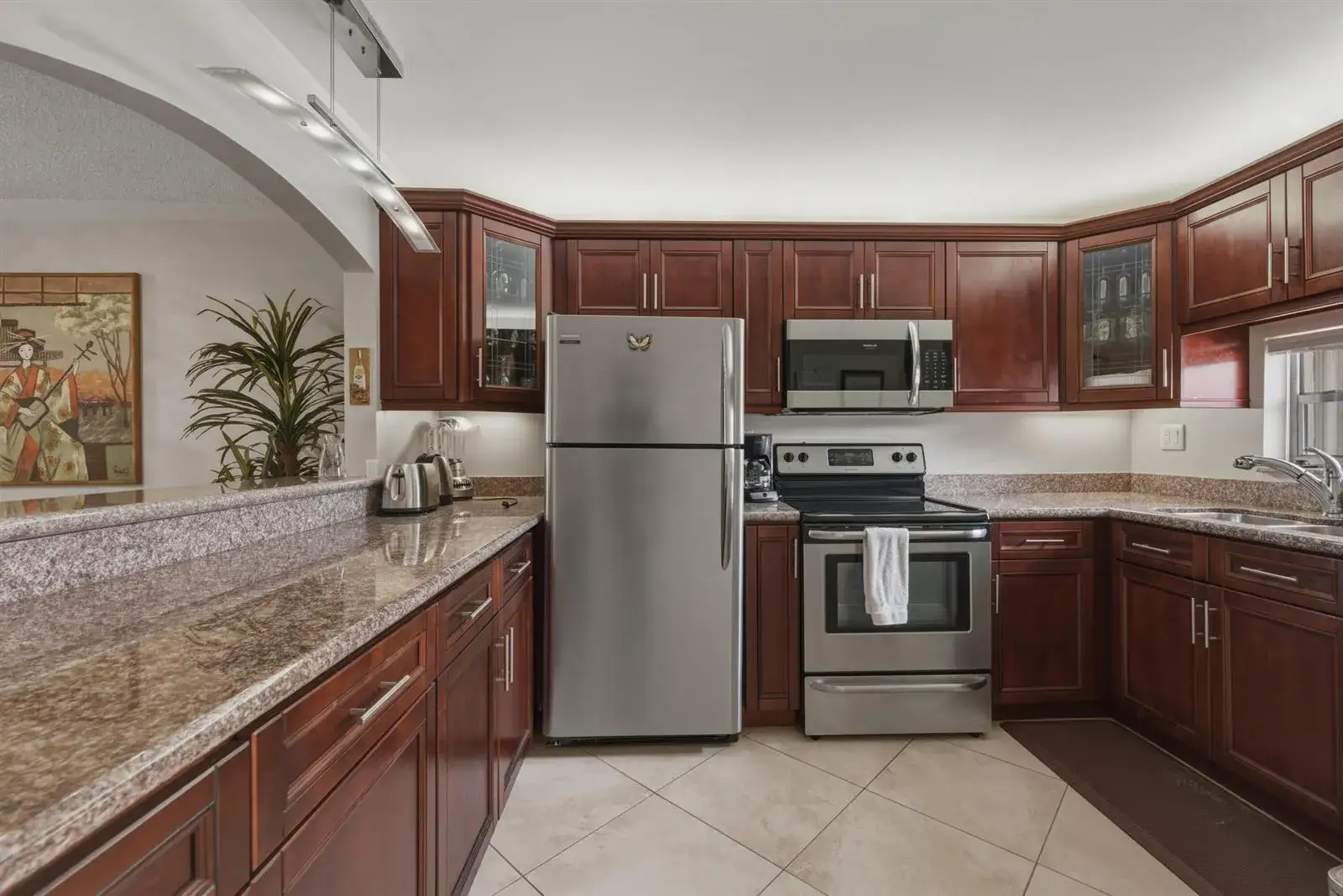 811 S Hollybrook Drive # 202, Pembroke Pines FL 33025