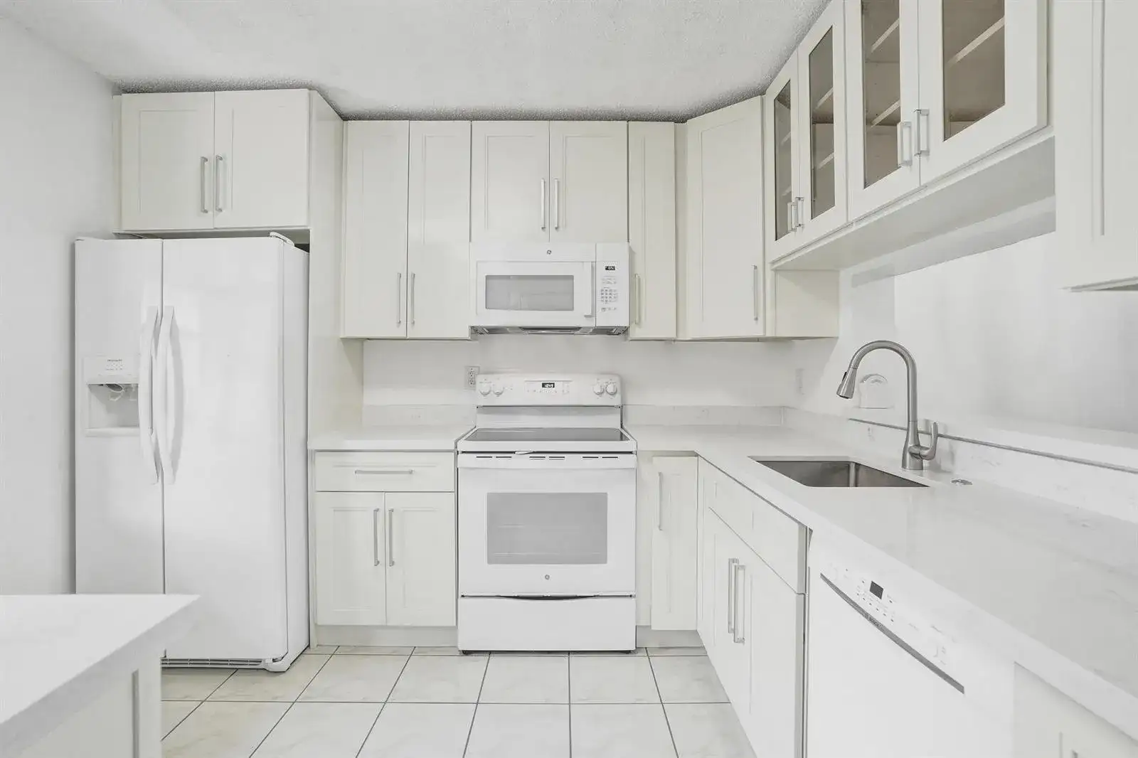 3081 HOLIDAY SPRINGS Boulevard # 6, Margate FL 33063 photo 4