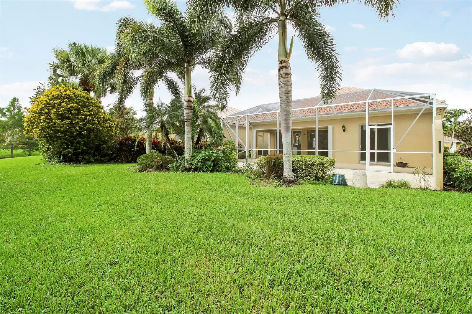4718 Dovehill Drive, Palm Beach Gardens FL 33418
