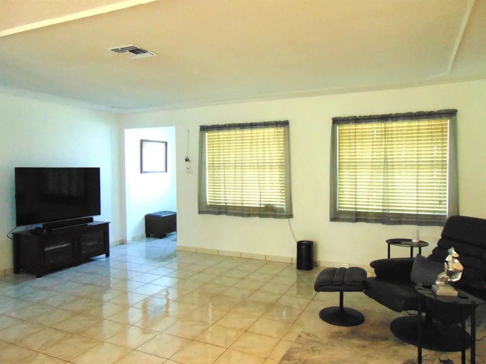6854 NW 3RD Street, Margate FL 33063 photo 5