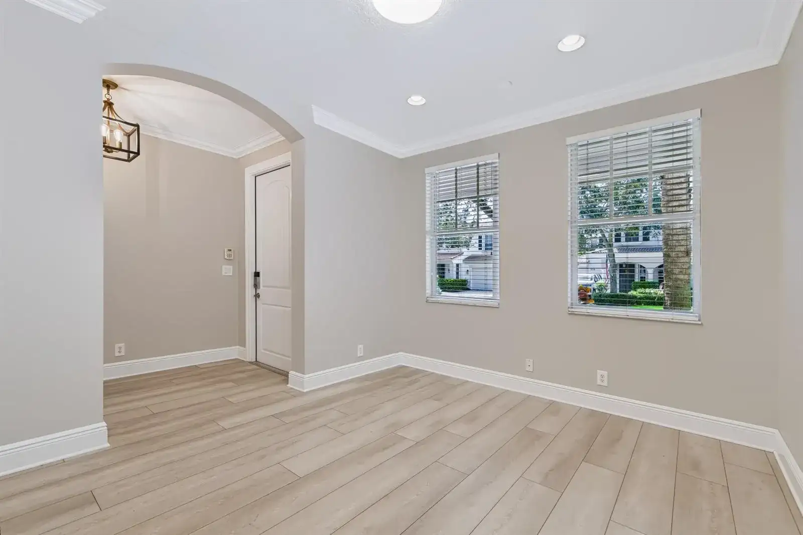 379 Columbus Street, Palm Beach Gardens FL 33410 photo 4