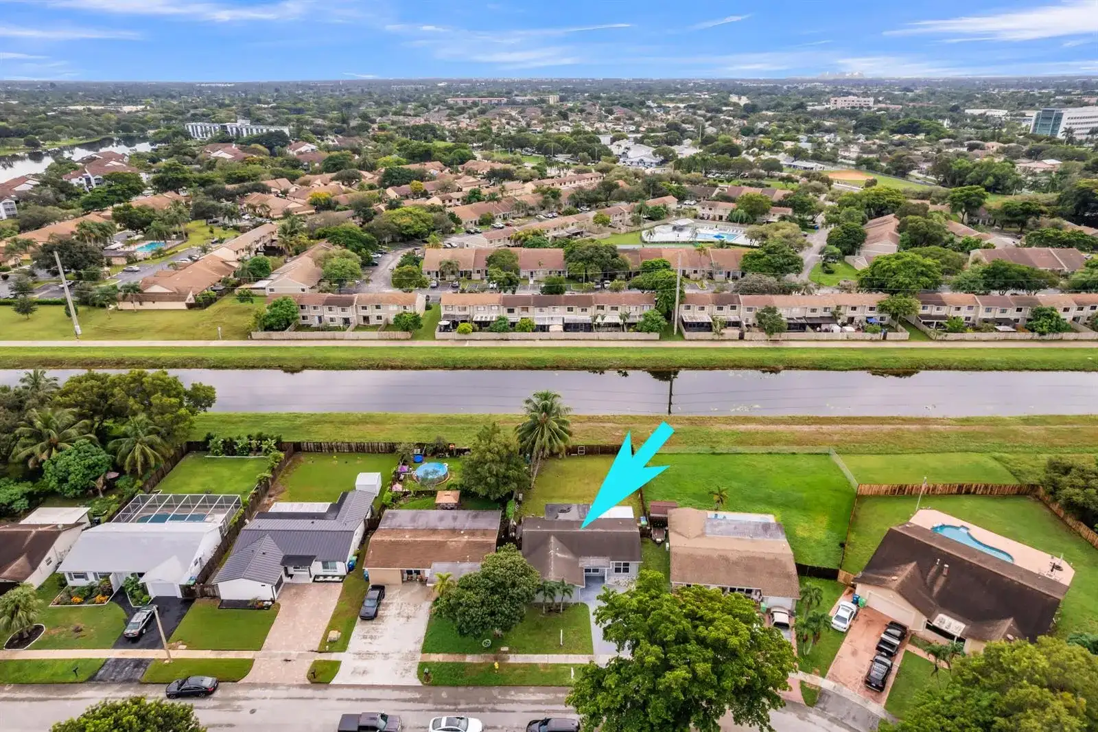 3740 NW 113TH Avenue, Sunrise FL 33323 photo 2
