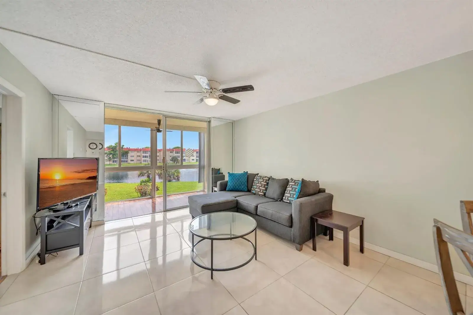 2700 Sunrise Lakes Drive W # 201, Sunrise FL 33322