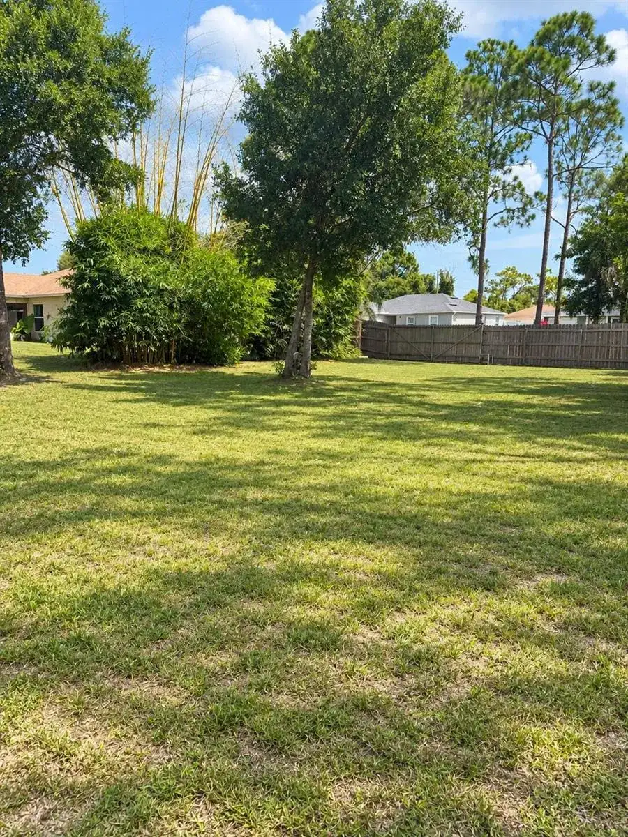 1631 Sadigo Street SE, Palm Bay FL 32909 photo 4