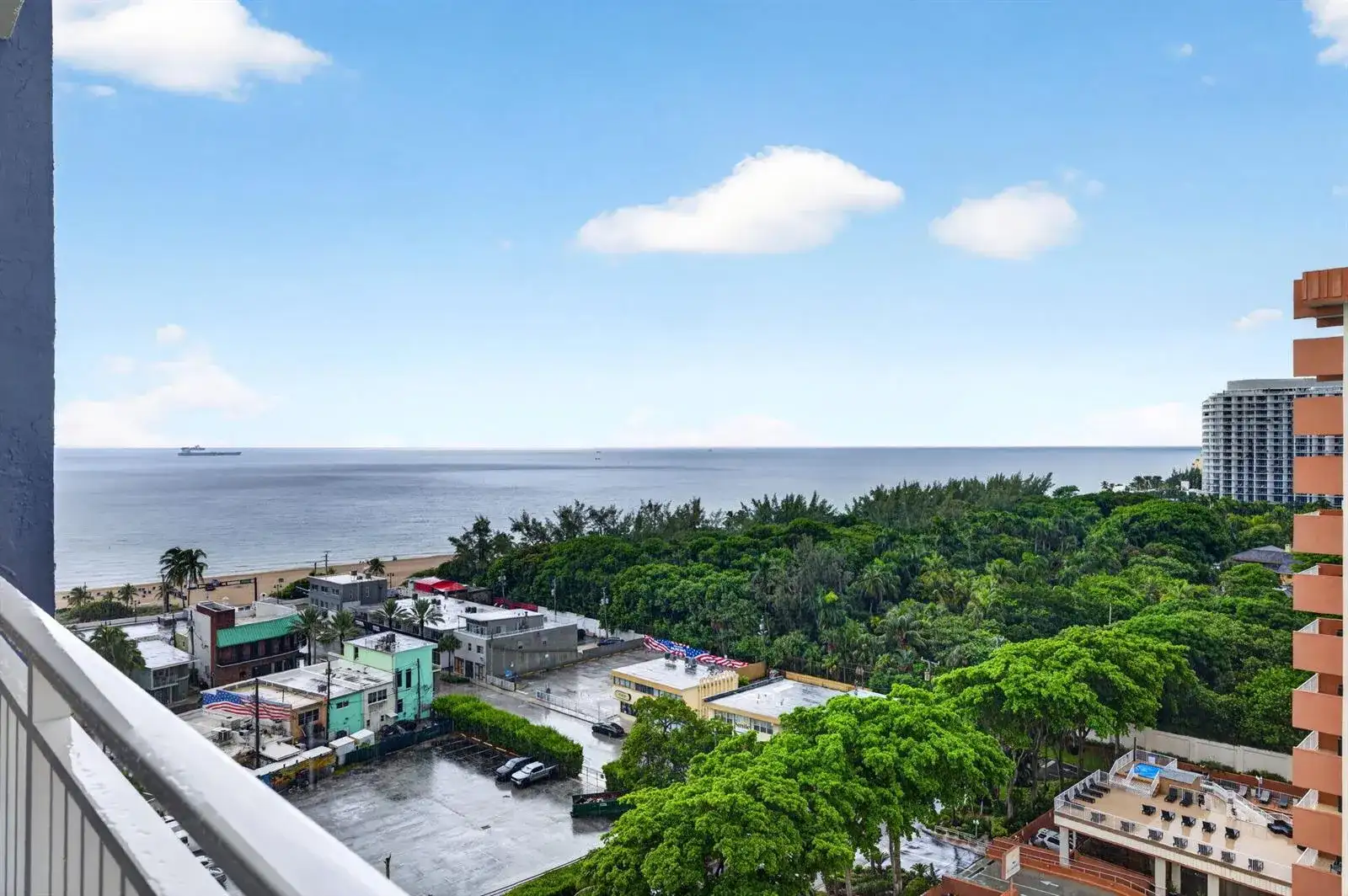 3000 E Sunrise Boulevard # 15E, Fort Lauderdale FL 33304 photo 2