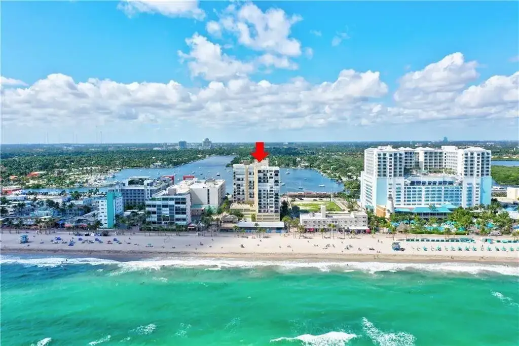 322 BUCHANAN Street # 809, Hollywood FL 33019 photo 3