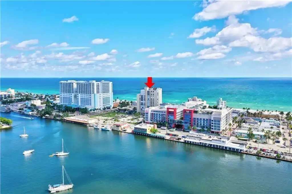 322 BUCHANAN Street # 809, Hollywood FL 33019 photo 4