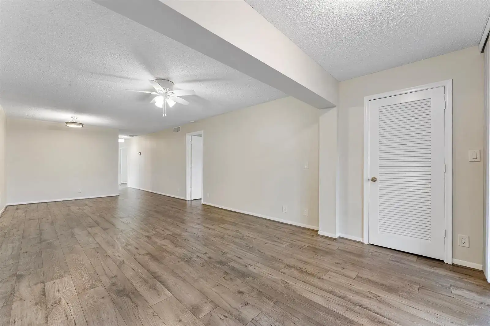 1160 Mahogany Way # 103, Delray Beach FL 33445 photo 4