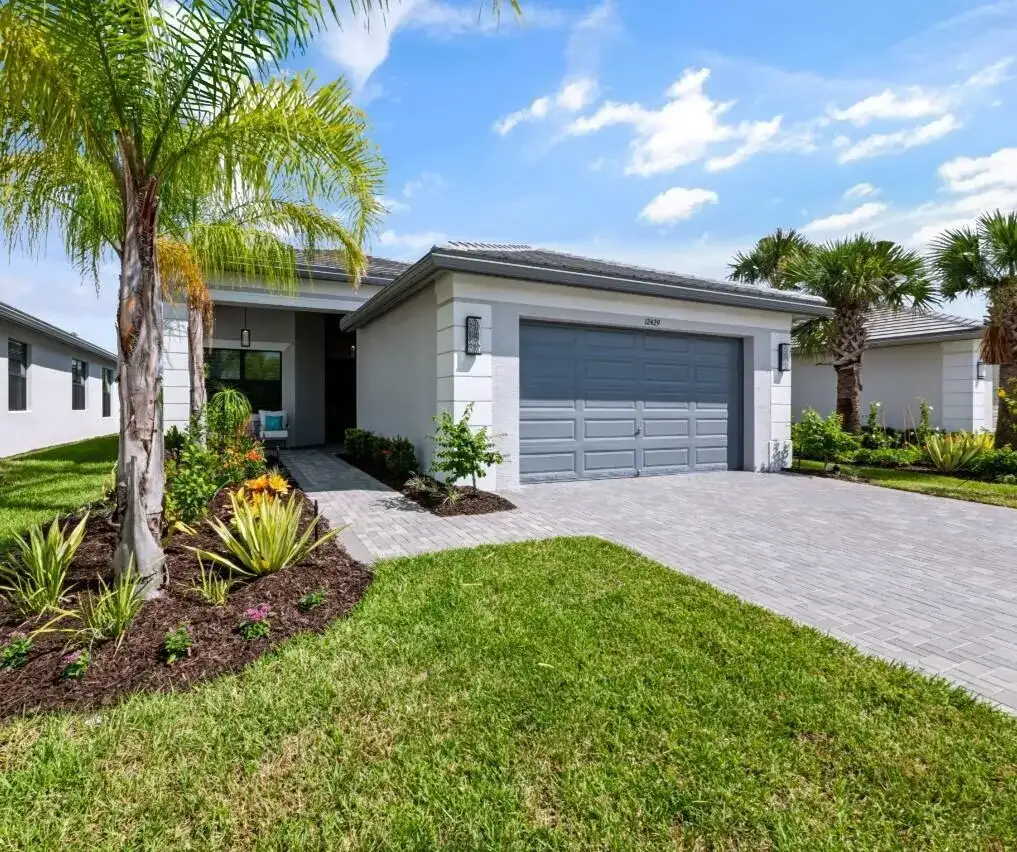 12429 SW HIGH TIDE Road, Port St. Lucie FL 34987 photo 3