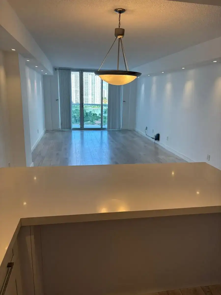 19370 COLLINS Avenue # 1224, Sunny Isles Beach FL 33160