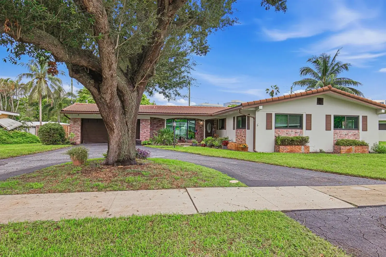 720 N CRESCENT Drive, Hollywood FL 33021 photo 5