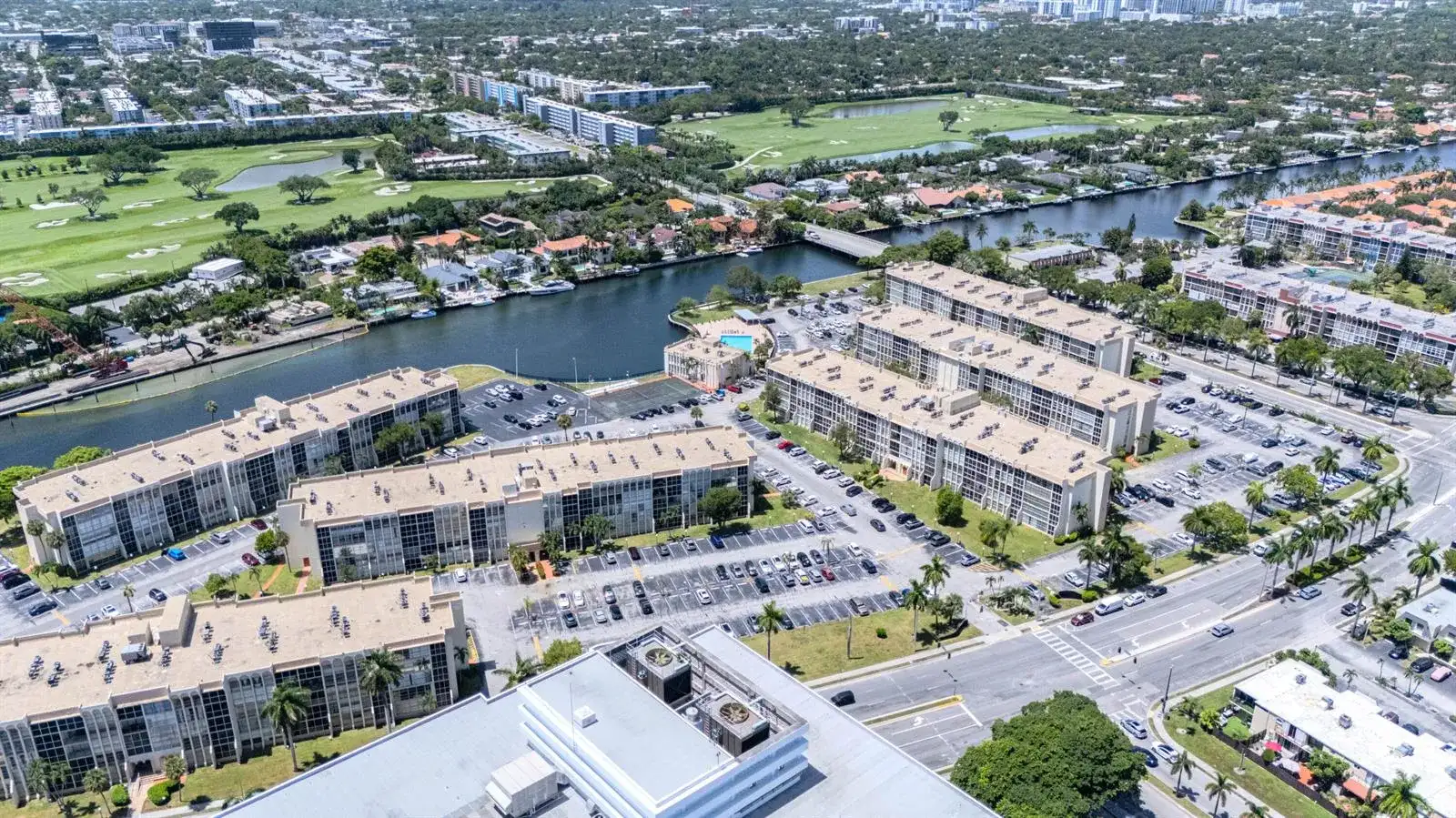 801 THREE ISLANDS Boulevard # 303, Hallandale Beach FL 33009 photo 5