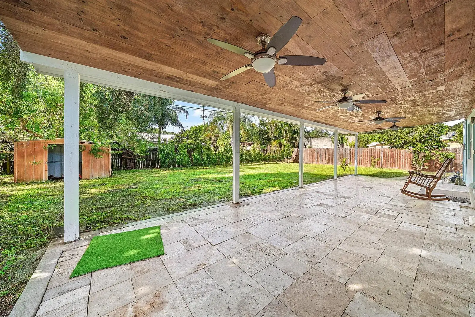 1446 W Jennings Street, Lantana FL 33462 photo 4