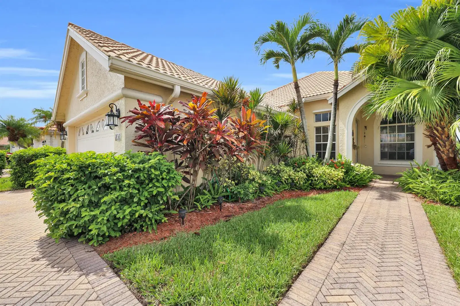 706 SW Aruba Bay, Port St. Lucie FL 34986