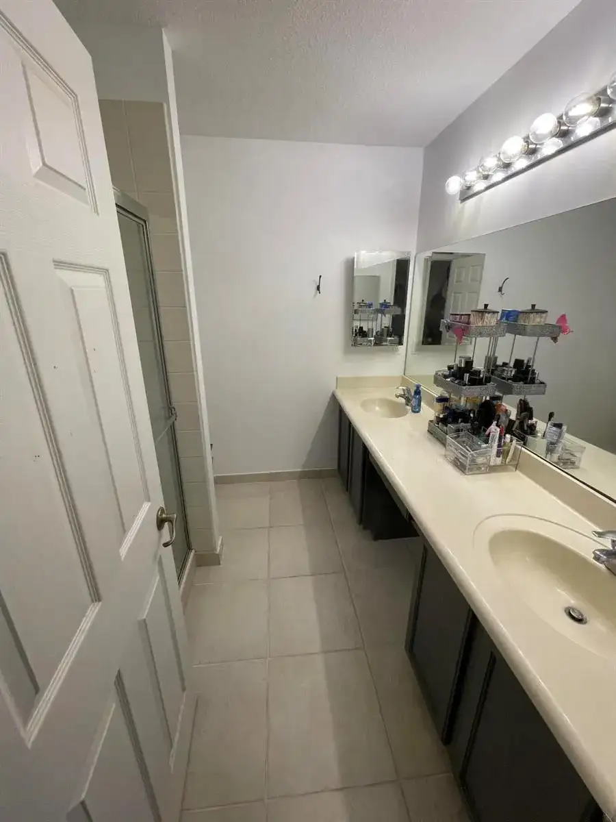 7108 HAWKS NEST Terrace, Riviera Beach FL 33407 photo 5