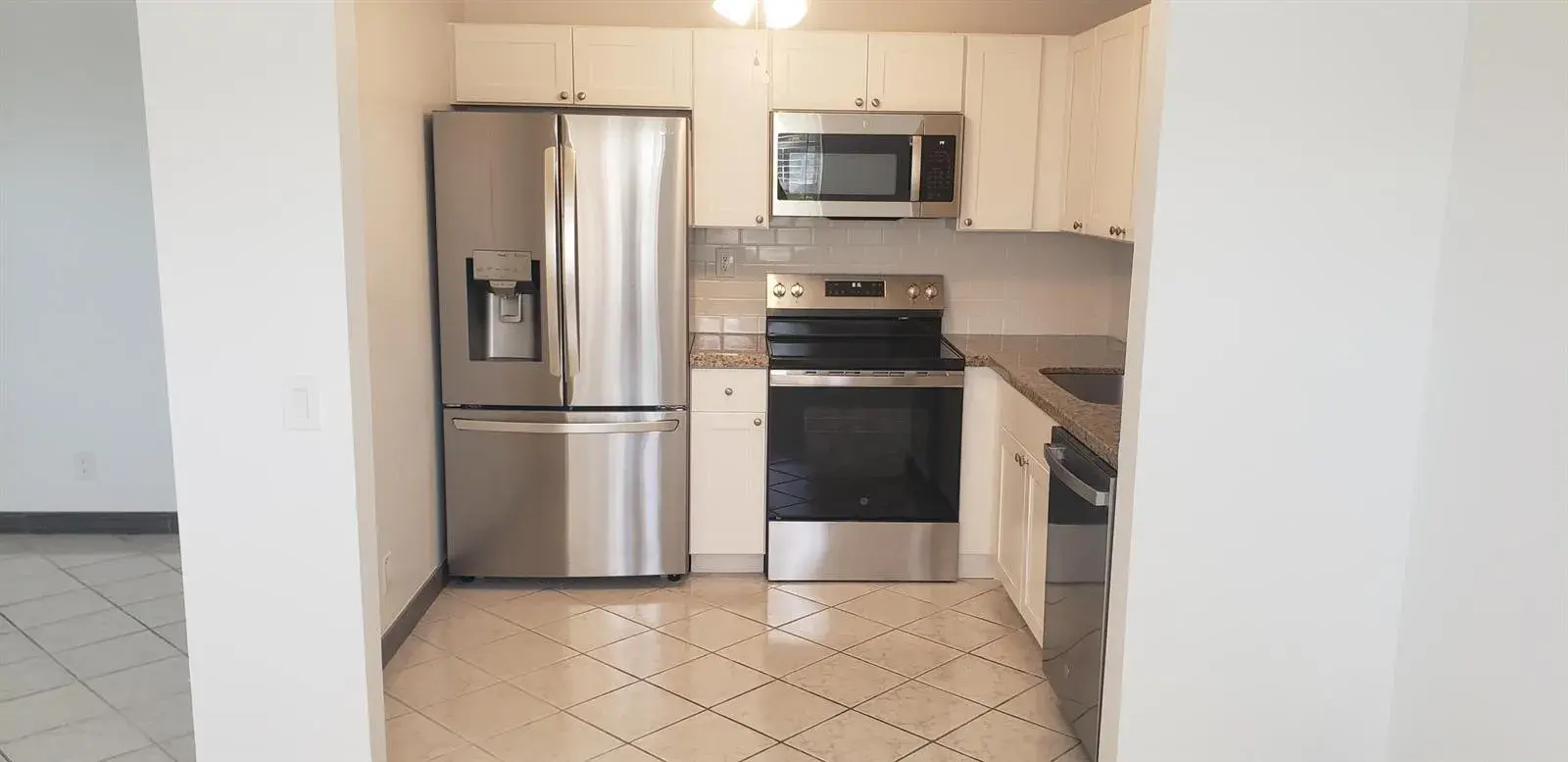 529 Burgundy L, Delray Beach FL 33484