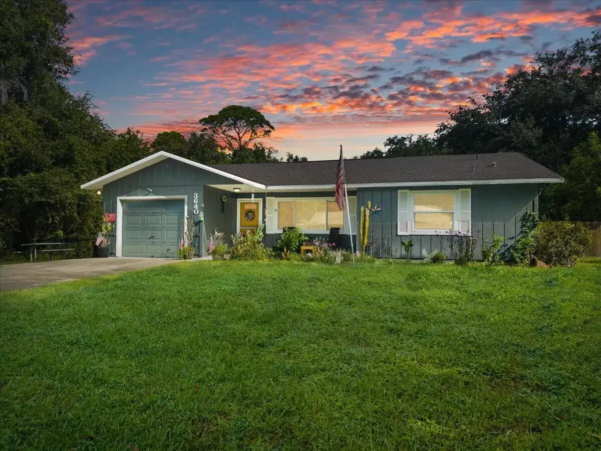 3640 3rd Place, Vero Beach FL 32968 photo 2