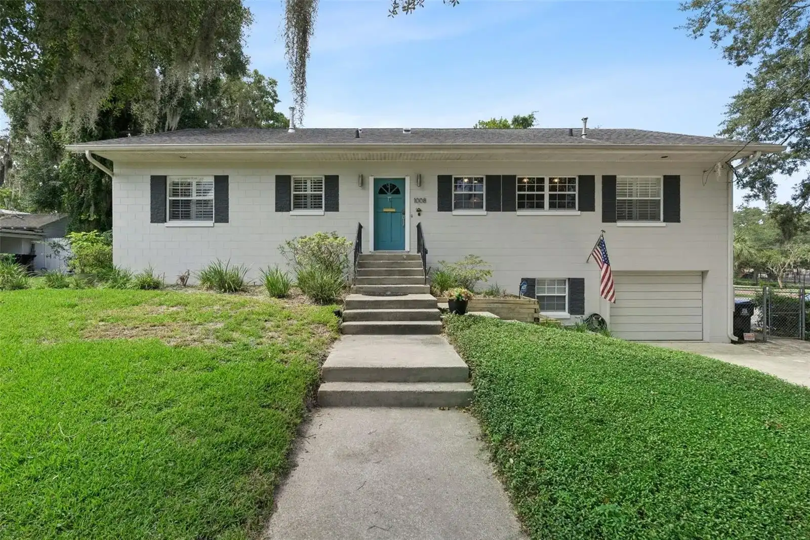 1008 E RIDGEWOOD Street, Orlando FL 32803
