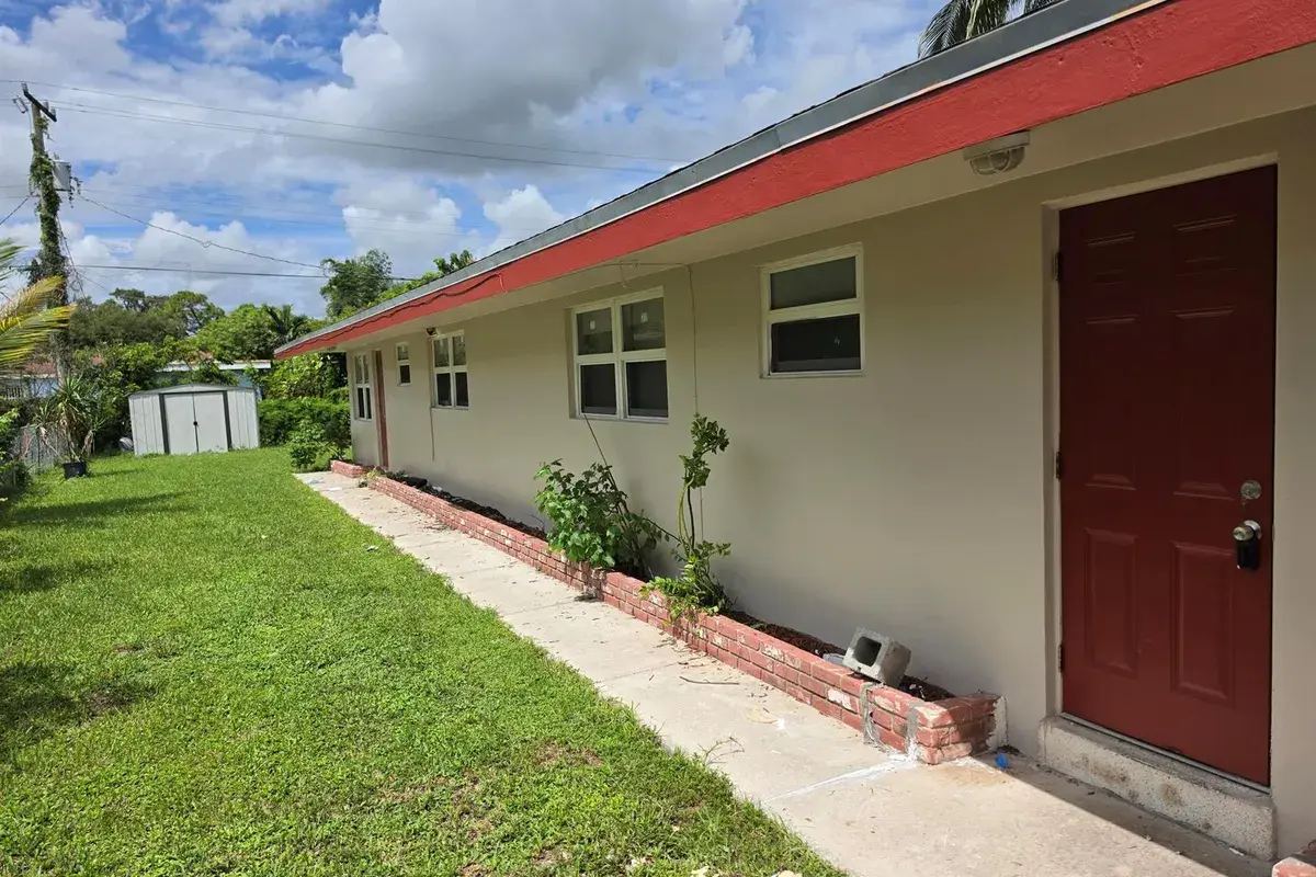 1235 NW 5TH # 2, Fort Lauderdale FL 33311