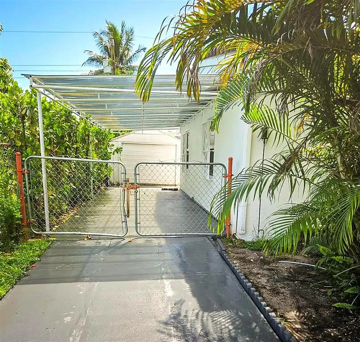 18321 NE 20TH Place, North Miami Beach FL 33179 photo 3