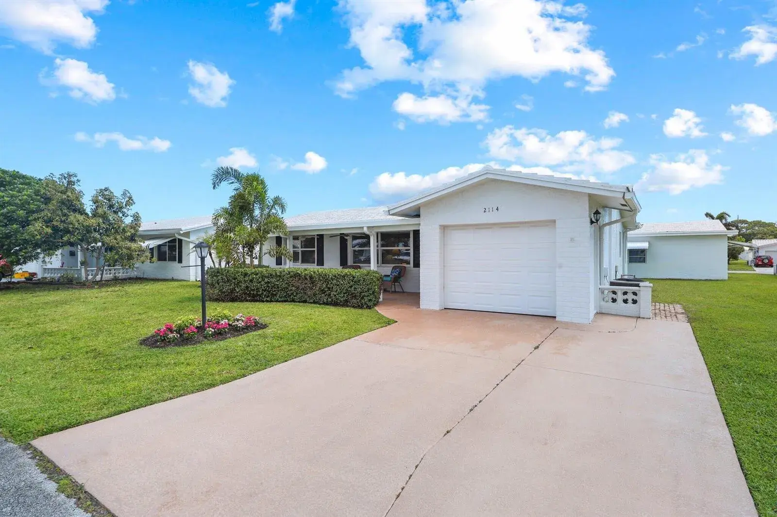 2114 SW 13th Place, Boynton Beach FL 33426