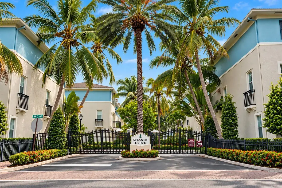 23 NW 4TH Avenue, Delray Beach FL 33444
