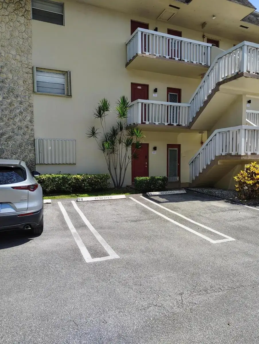4341 NW 16th Street Apt 211, Lauderhill FL 33313 photo 4