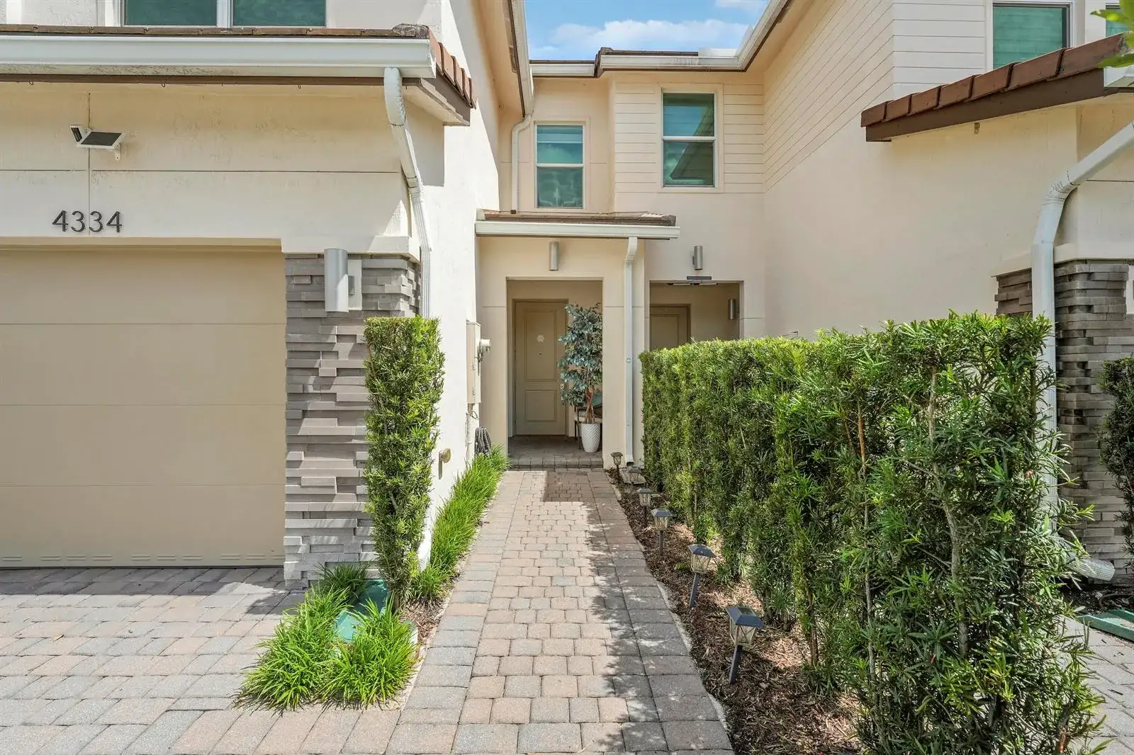 4334 Veleiros Avenue, Deerfield Beach FL 33064 photo 2