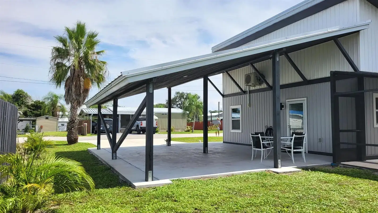 1052 10TH Street, Okeechobee FL 34974 photo 3