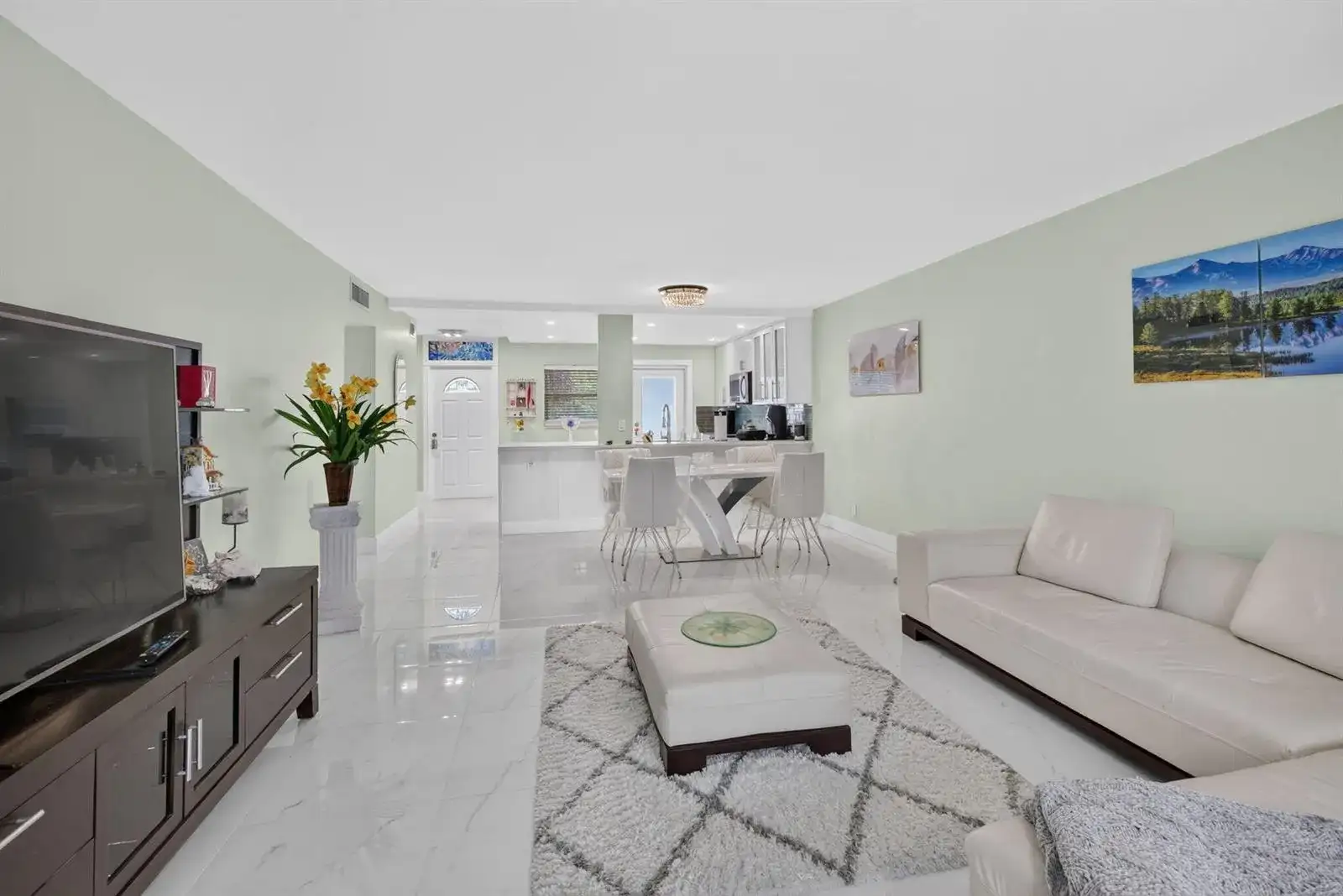 620 NE 12th Avenue # 202, Hallandale Beach FL 33009 photo 4