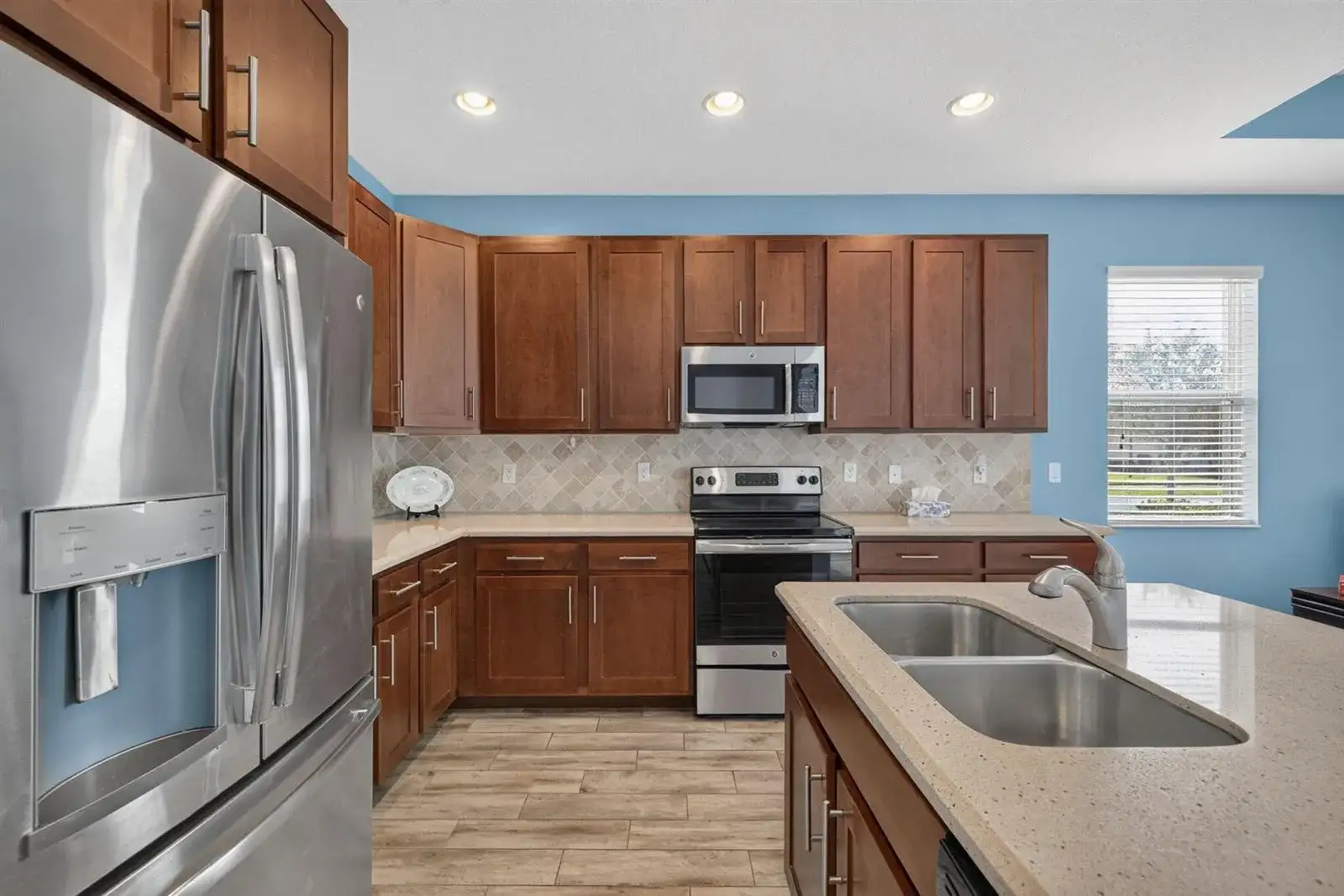 11484 SW LAKE PARK Drive, Port St. Lucie FL 34987 photo 3