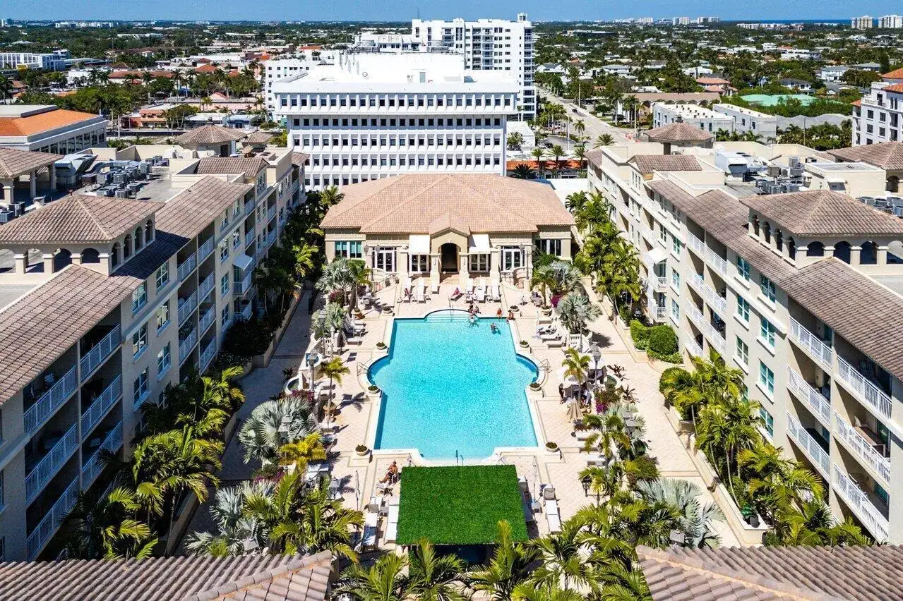 99 SE Mizner Boulevard, Boca Raton FL 33432 photo 2