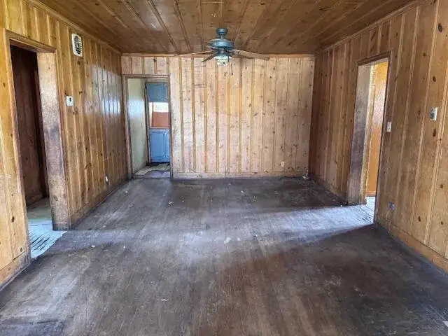 190 SW 6th Avenue, South Bay FL 33493 photo 3