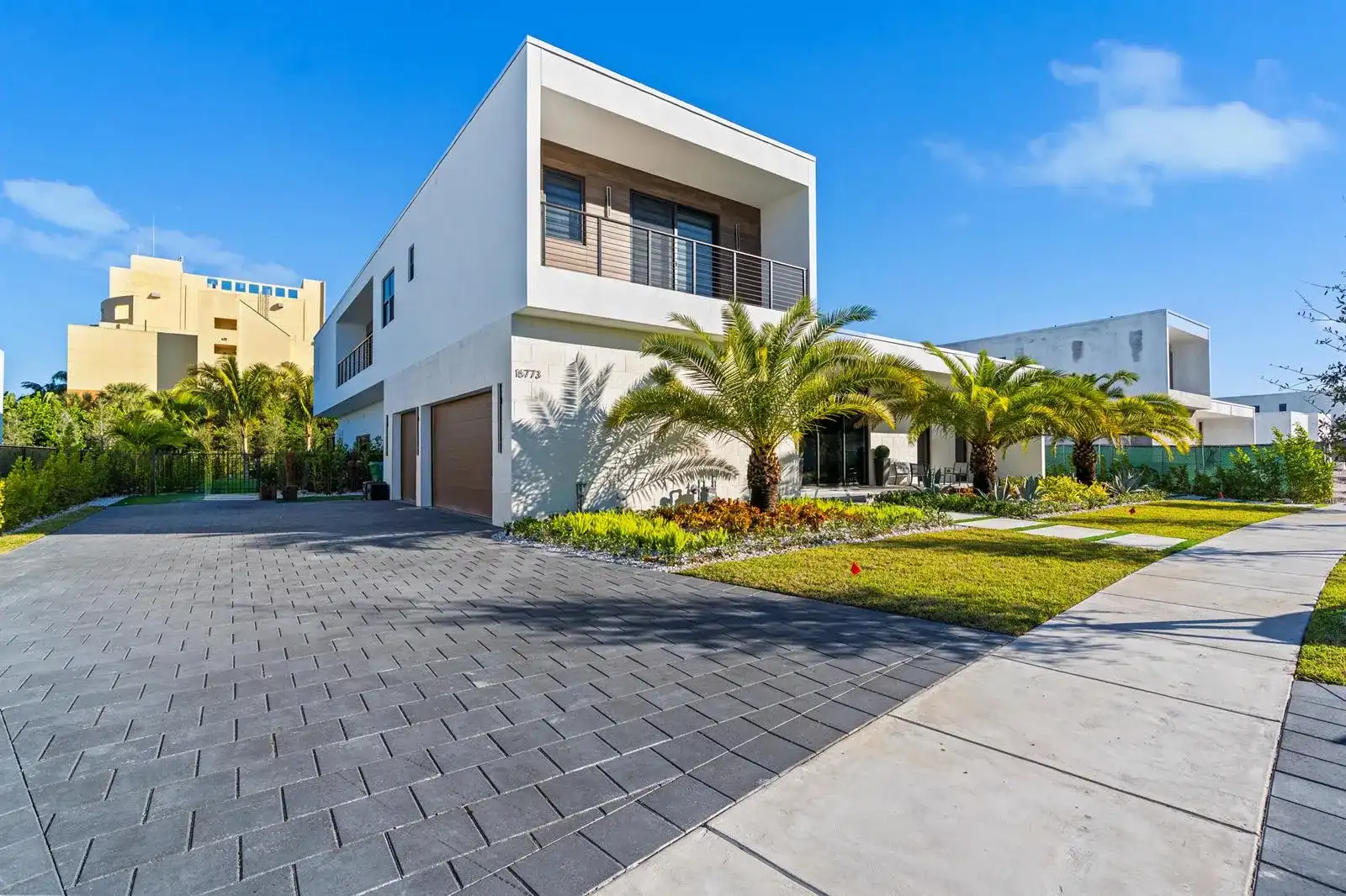 16773 Botaniko Drive S, Weston FL 33326
