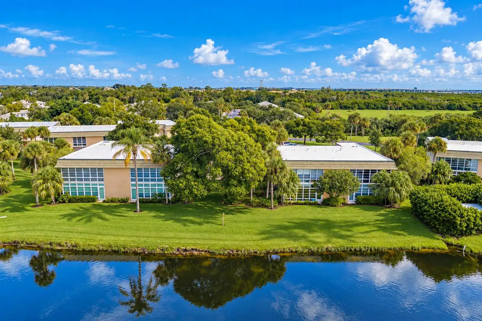 34 Vista Gardens Trail # 105, Vero Beach FL 32962 photo 4