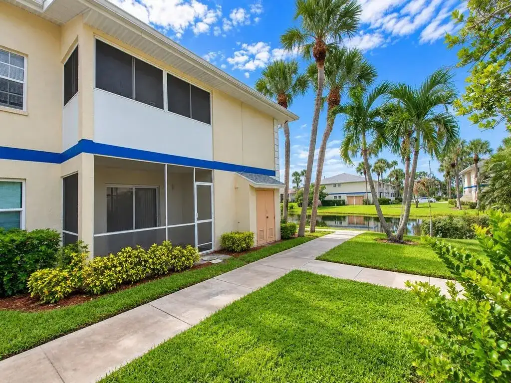 1505 SE Royal Green Circle # 103, Port St. Lucie FL 34952 photo 2