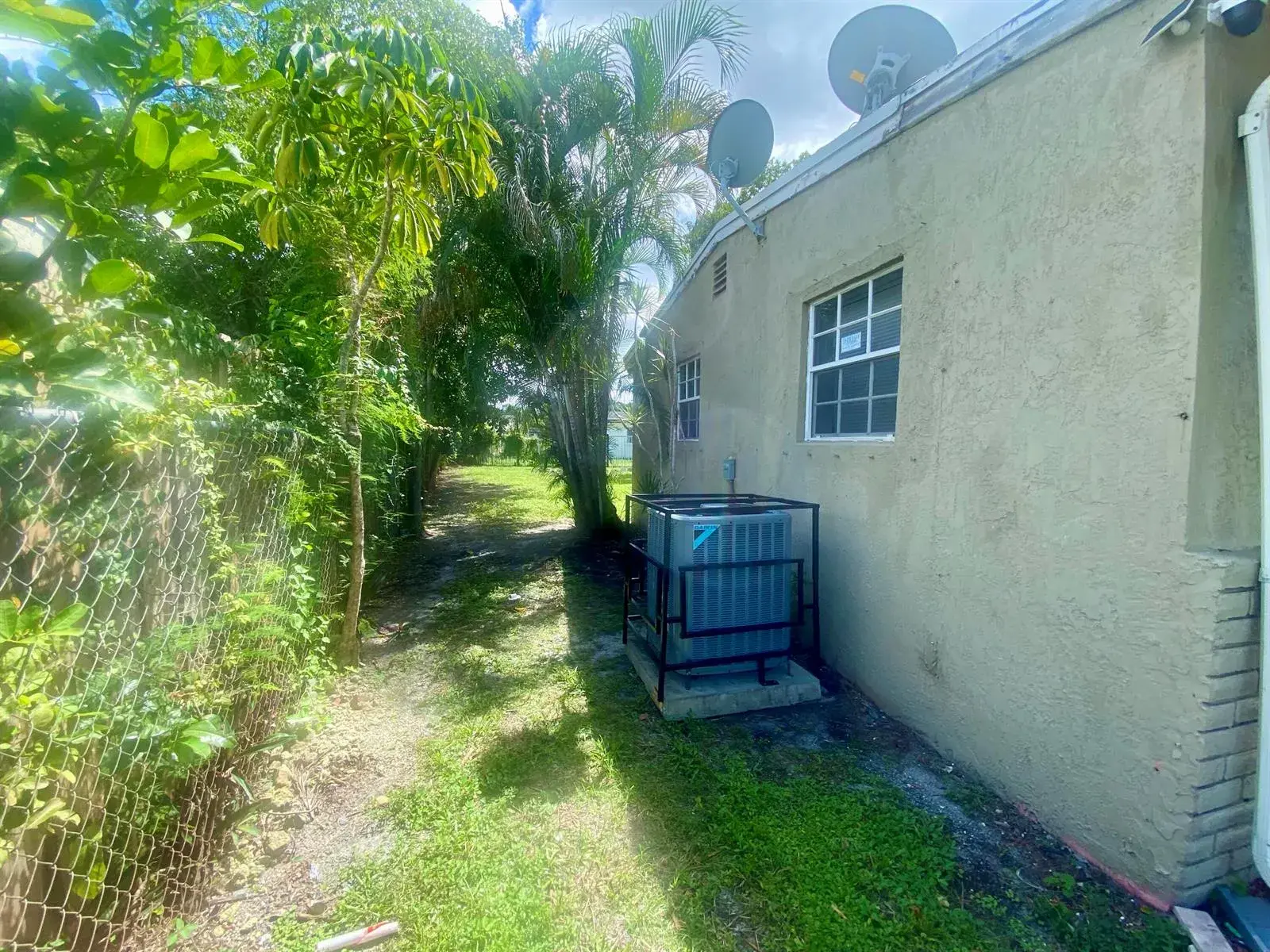 1036 NW 11TH Place, Fort Lauderdale FL 33311