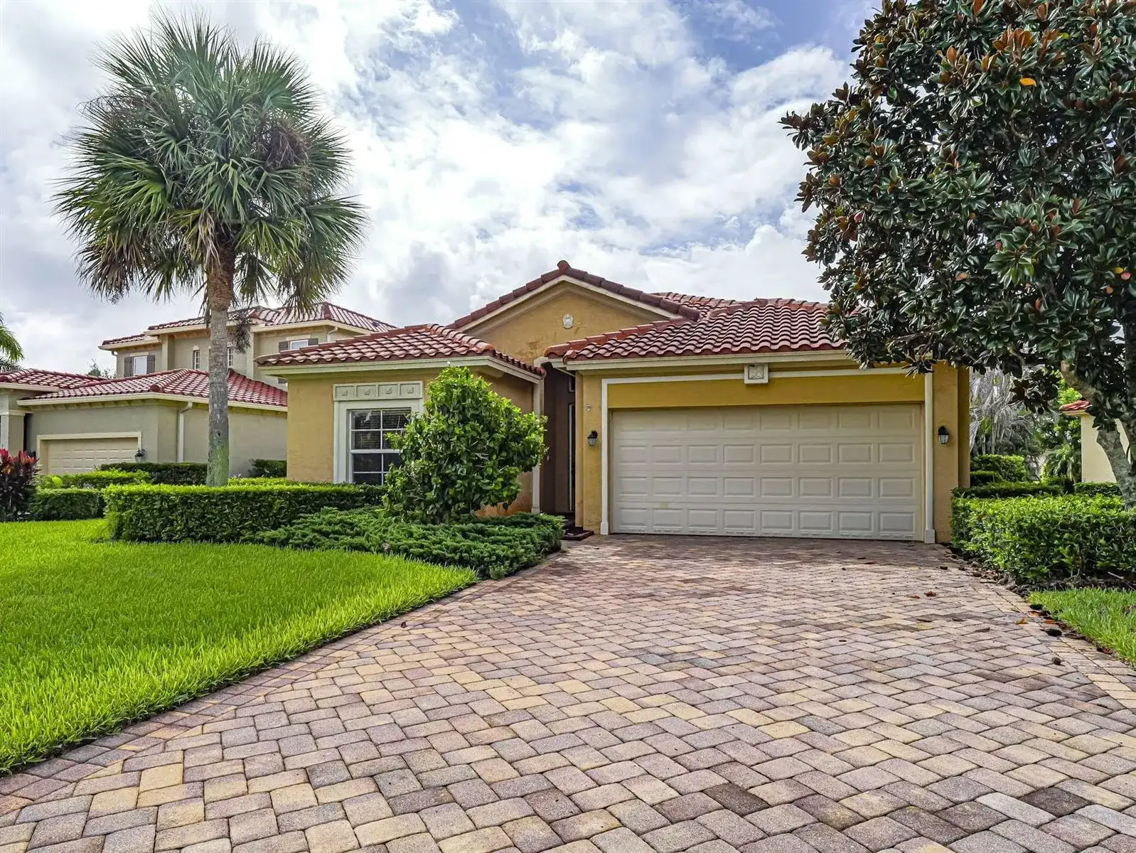 5560 57th Way, Vero Beach FL 32967 photo 3