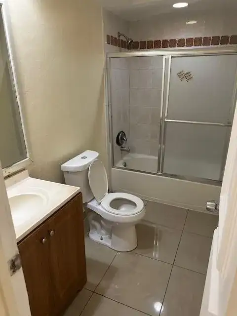 7807 W Kimberly Boulevard, North Lauderdale FL 33068 photo 2