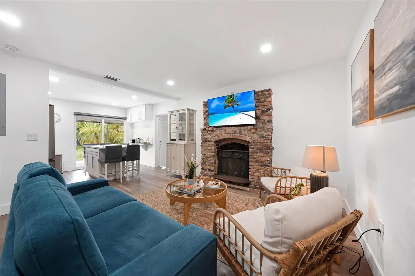 2707 ADAMS Street, Hollywood FL 33020