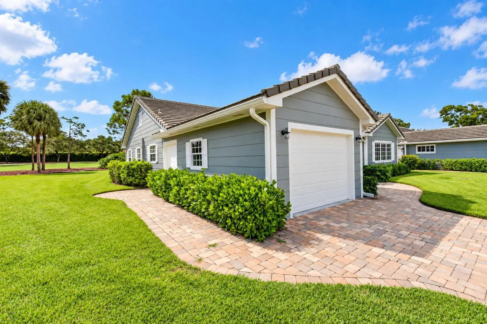 7 Holly Drive, Boynton Beach FL 33436